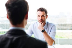 Trả lời câu hỏi phỏng vấn: “Lợi thế của bạn so với các ứng viên khác là gì?”