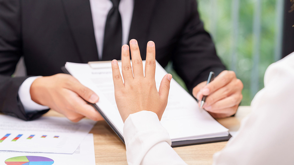 Cách từ chối lời mời làm việc một cách lịch sự